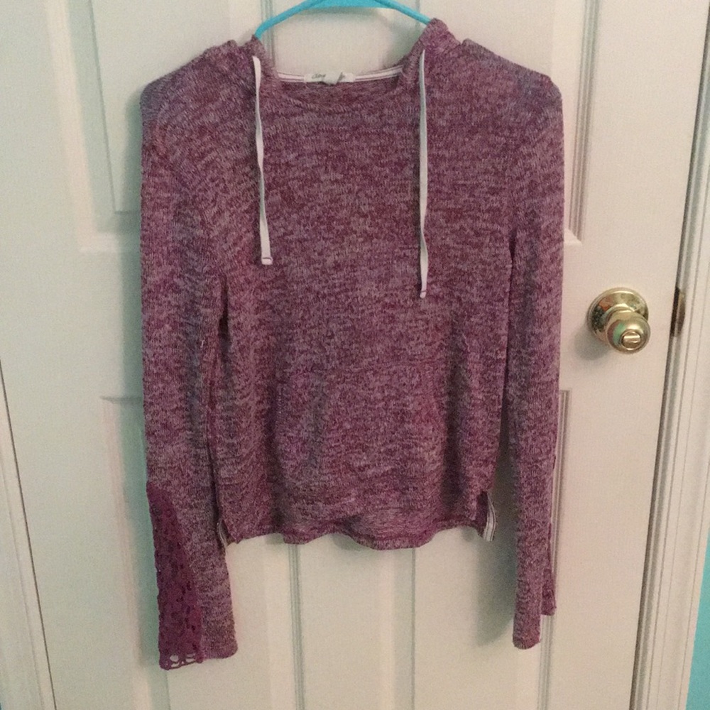 🙌AEROPOSTALE PURPLE AND WHITE HOODIE